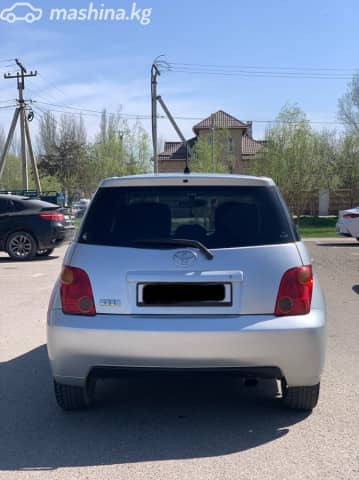 Toyota Ist I 1.3 AT