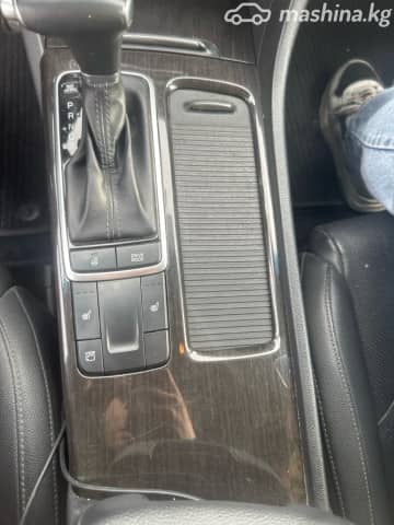 Kia K5 II 2.0 AT