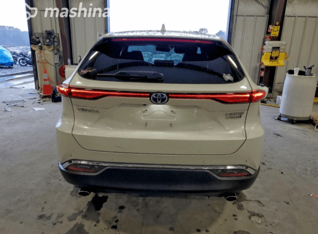 Toyota Venza II 2.5hyb CVT 4WD