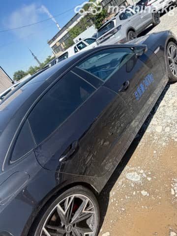 Audi A7 II (4K) 45 TFSI 2.0 AMT 4WD