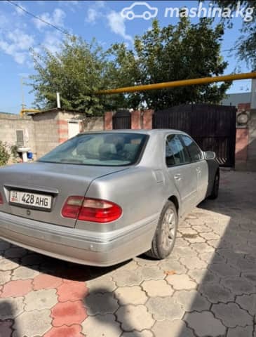 Mercedes-Benz E-Класс II (W210, S210) Рестайлинг 240 2.6 AT