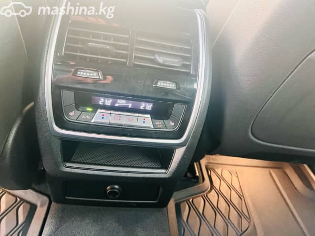BMW X5 IV (G05/G18) 40i 3.0 AT 4WD