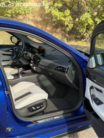 BMW M5 VI (F90) 4.4 Steptronic xDrive