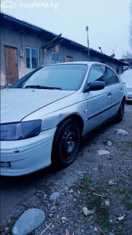 Honda Accord VI 1.9 AT
