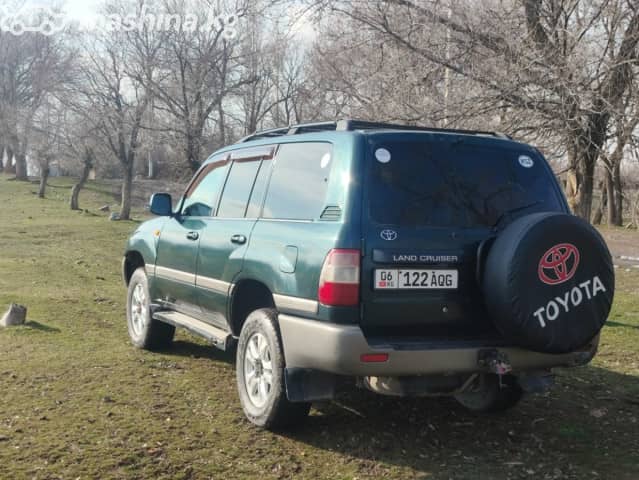 Toyota Land Cruiser 100 Series 105 4.5 MT 4WD