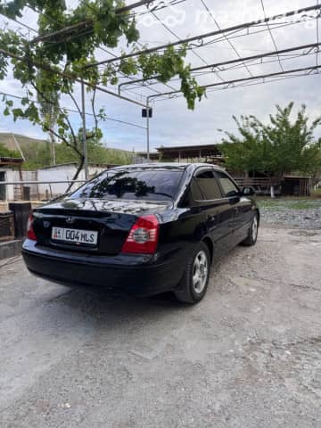 Hyundai Elantra III (XD2) Рестайлинг 1.8 MT
