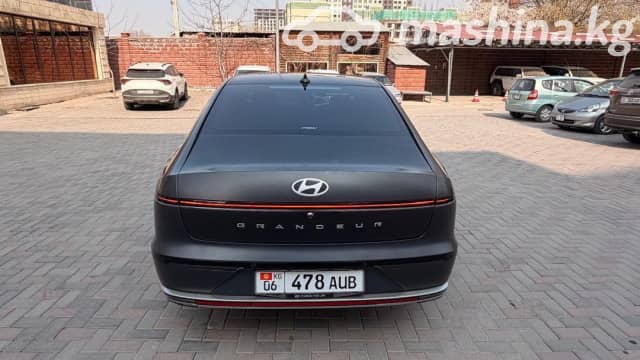 Hyundai Grandeur VII 3.5 AT