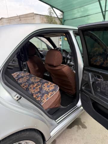 Mercedes-Benz E-Класс II (W210, S210) 320 3.2 AT