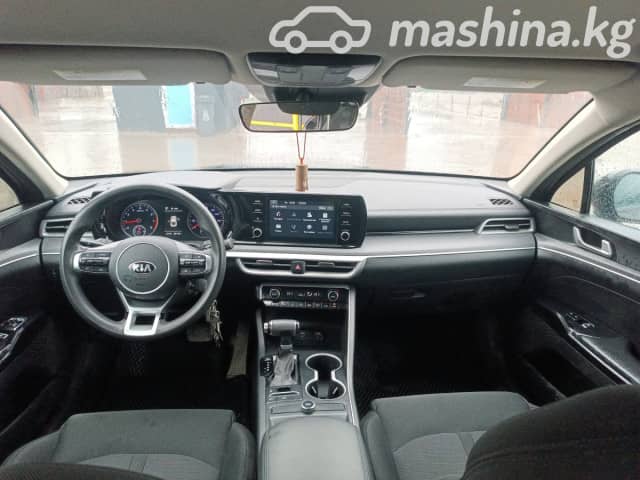 Kia K5 III 1.6 AT
