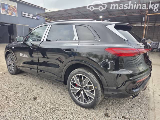 Audi Q5 III 40 TFSI 2.0 AMT 4WD