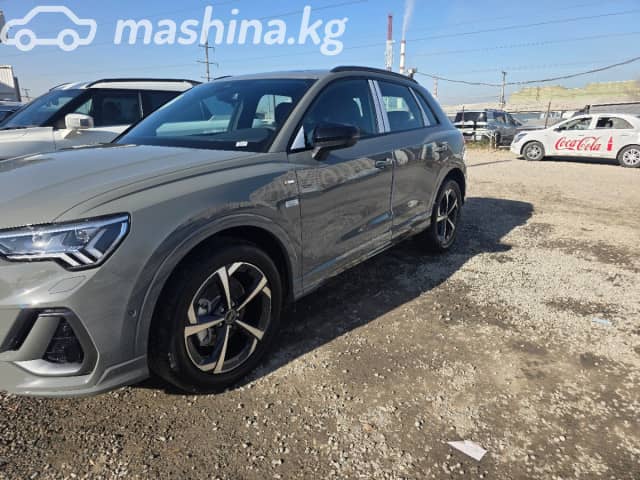 Audi Q3 II (F3) 45 TFSI 2.0 AT 4WD