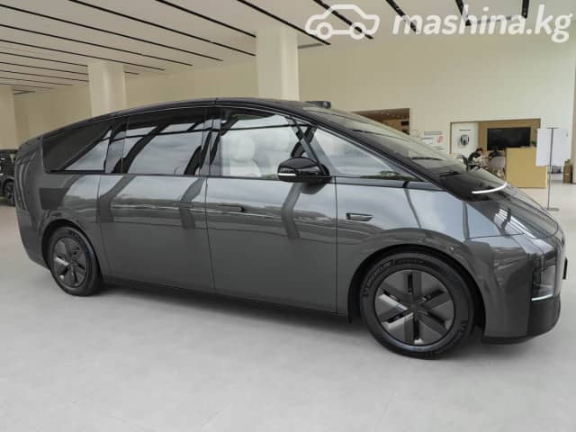 LiXiang Mega 102.7 kWh Electro AT 4WD