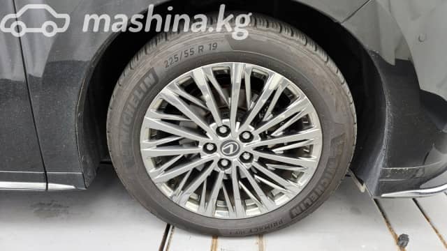 Lexus LM II 500h 2.4hyb AT 4WD