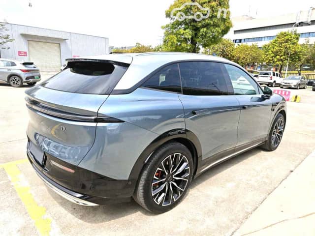 Zeekr 7X Electro AT 4WD