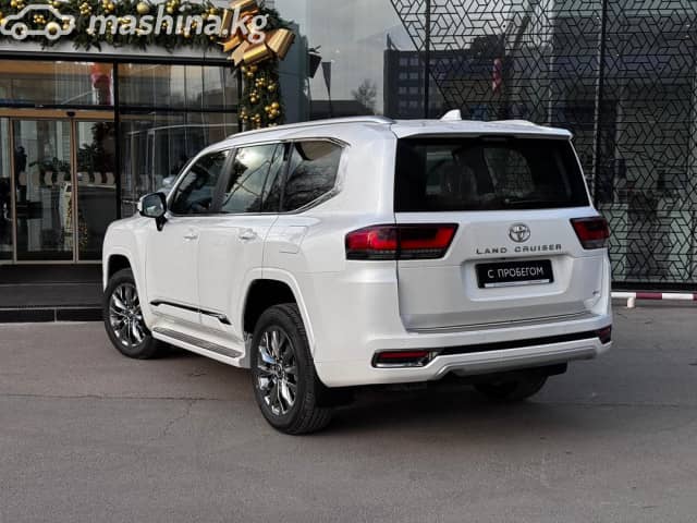 Toyota Land Cruiser 300 Series 3.5 AT 4WD