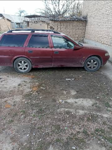 Opel Vectra B Рестайлинг 2.2 AT