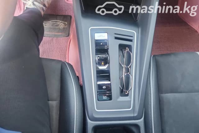 Volkswagen Golf VIII 1.4 AT