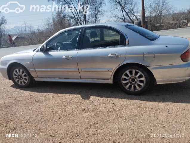 Hyundai Sonata IV (EF) Рестайлинг 2.0 MT