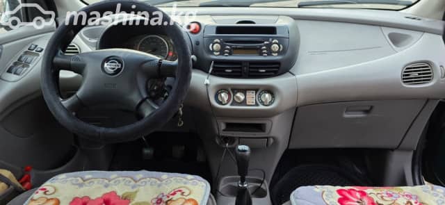 Nissan Almera Tino 1.8 MT