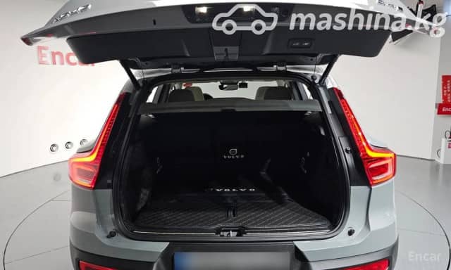 Volvo XC40 I 2.0 AT 4WD