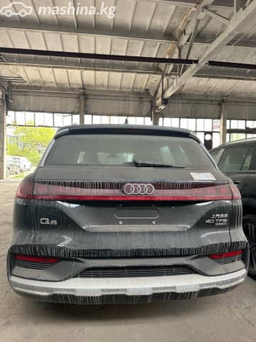 Audi Q6 40 TFSI 2.0 AMT 4WD