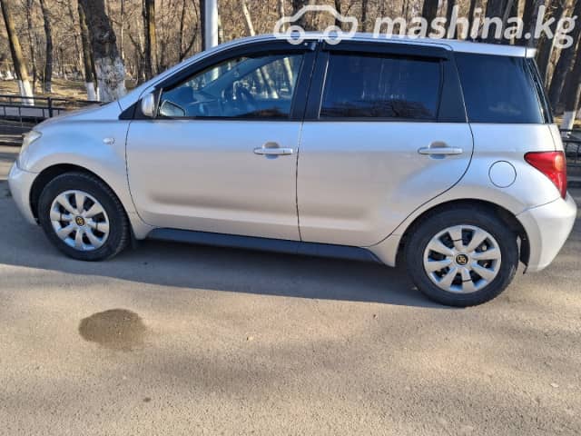 Toyota Ist I 1.3 AT