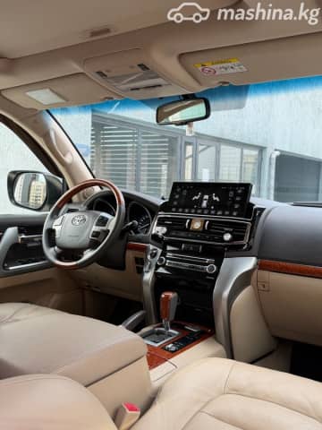 Toyota Land Cruiser 200 Series Рестайлинг 1 4.6 AT 4WD