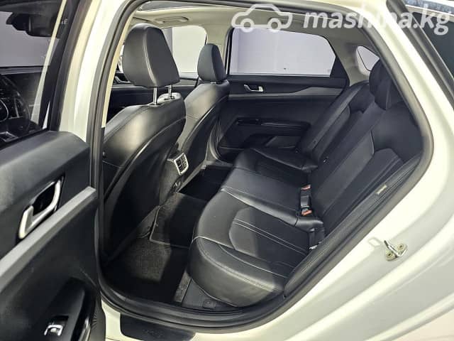 Kia K5 III LPi 2.0 AT
