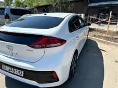 Hyundai IONIQ 1.6hyb AMT