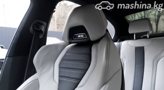 BMW M5 VI (F90) 4.4 Steptronic xDrive