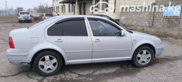 Volkswagen Bora 1.6 MT