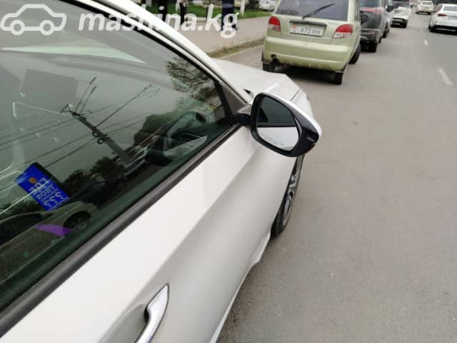 Honda Accord X 2.0hyb CVT