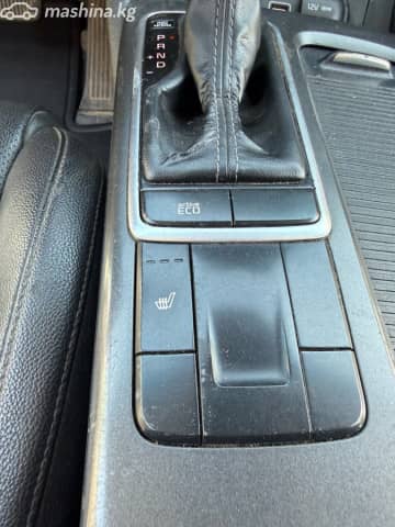 Kia K5 II 2.0 AT