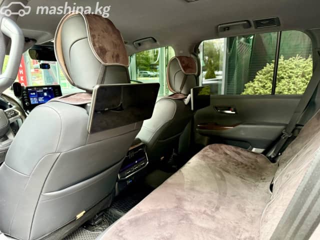 Toyota Land Cruiser 300 Series