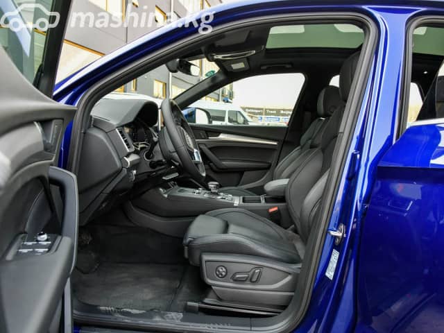 Audi Q5 II (FY) Рестайлинг 45 TFSI 2.0 AMT 4WD