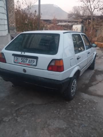 Volkswagen Golf II 1.8 MT