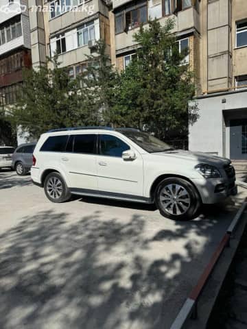 Mercedes-Benz GL-Класс I (X164) Рестайлинг 550 5.5 AT 4WD