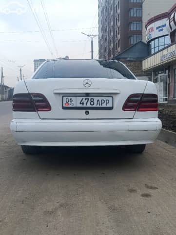 Mercedes-Benz E-Класс II (W210, S210) Рестайлинг 200 2.2d MT