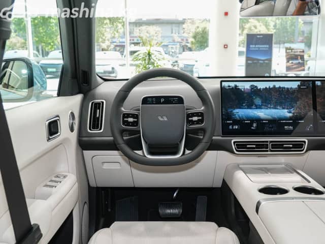 LiXiang L7 Рестайлинг 1.5hyb AT 4WD
