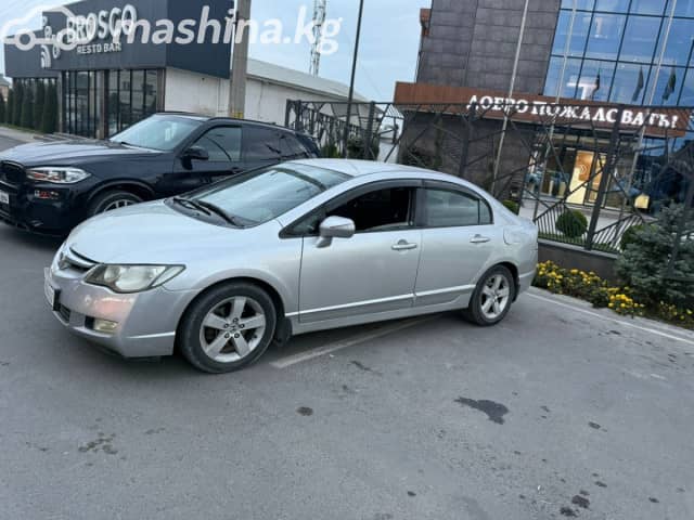 Honda Civic VIII 1.8 AT