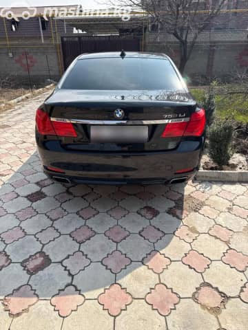 BMW 7 серии V (F01/F02/F04) 750Li xDrive 4.4 AT 4WD