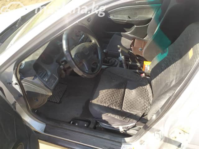 Honda Accord VI 1.8 MT