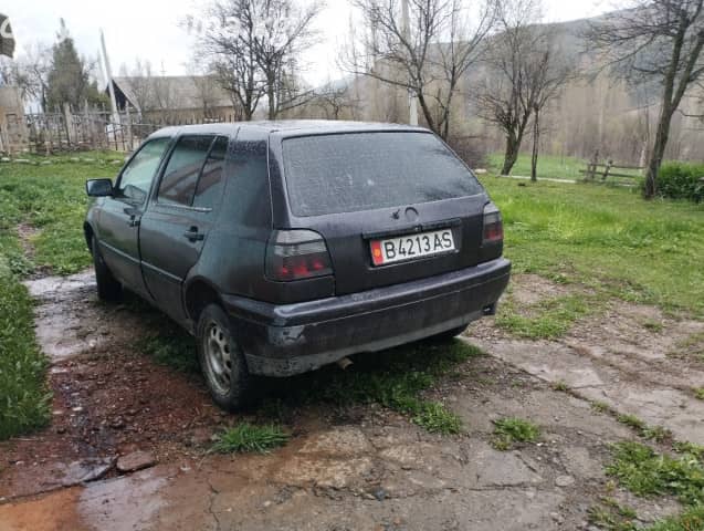Volkswagen Golf III 1.8 MT