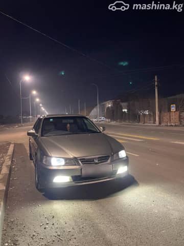 Honda Accord VI 2.0 AT
