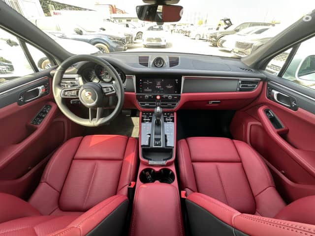 Porsche Macan I Рестайлинг 2 2.0 AMT 4WD