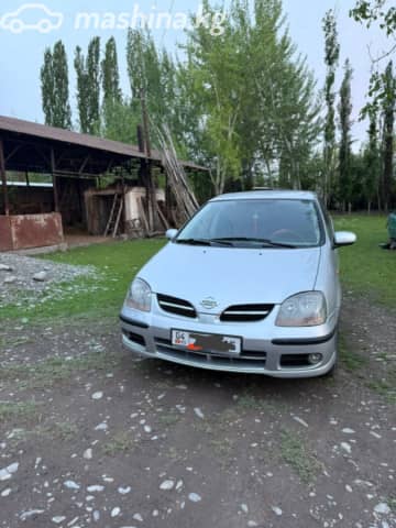 Nissan Almera Tino 1.8 MT