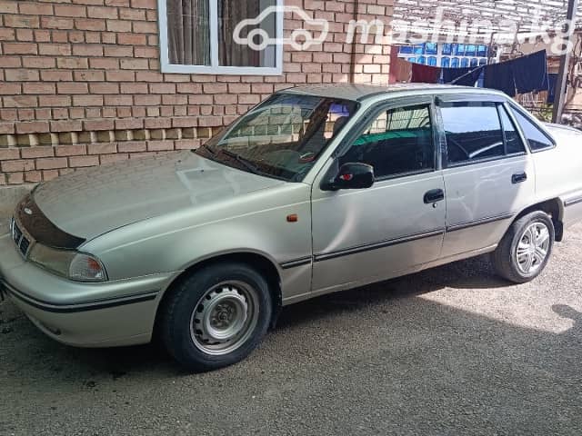 Daewoo Nexia I 1.5 MT