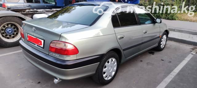 Toyota Avensis I Рестайлинг 1.8 MT
