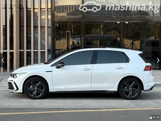 Volkswagen Golf VIII 1.4 AT