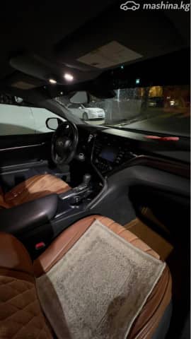 Toyota Camry VIII (XV70) 2.5 AT
